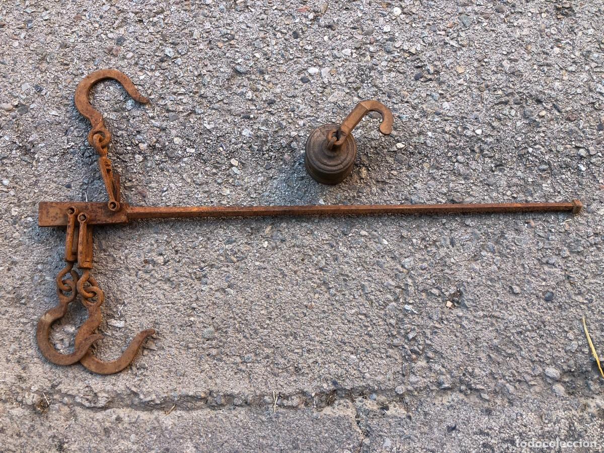Antig&uuml;edades: BALANZA ROMANA 74 CM - Foto 1