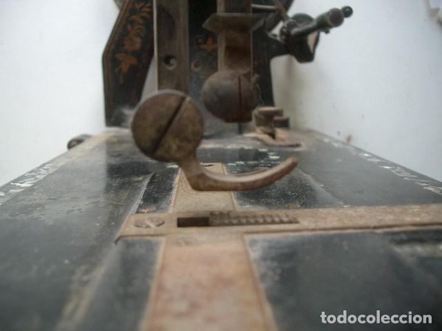 Antig&uuml;edades: MAQUINA DE COSER WERTHEIM - Foto 6