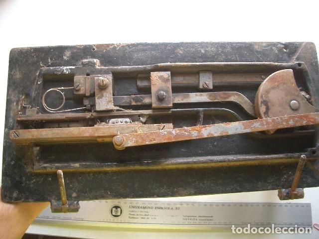 Antig&uuml;edades: MAQUINA DE COSER WERTHEIM - Foto 11