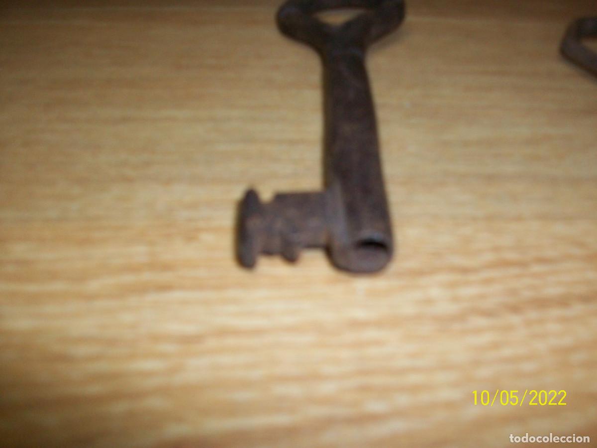 Antig&uuml;edades: ANTIGUA LLAVE DE FORJA - Foto 3