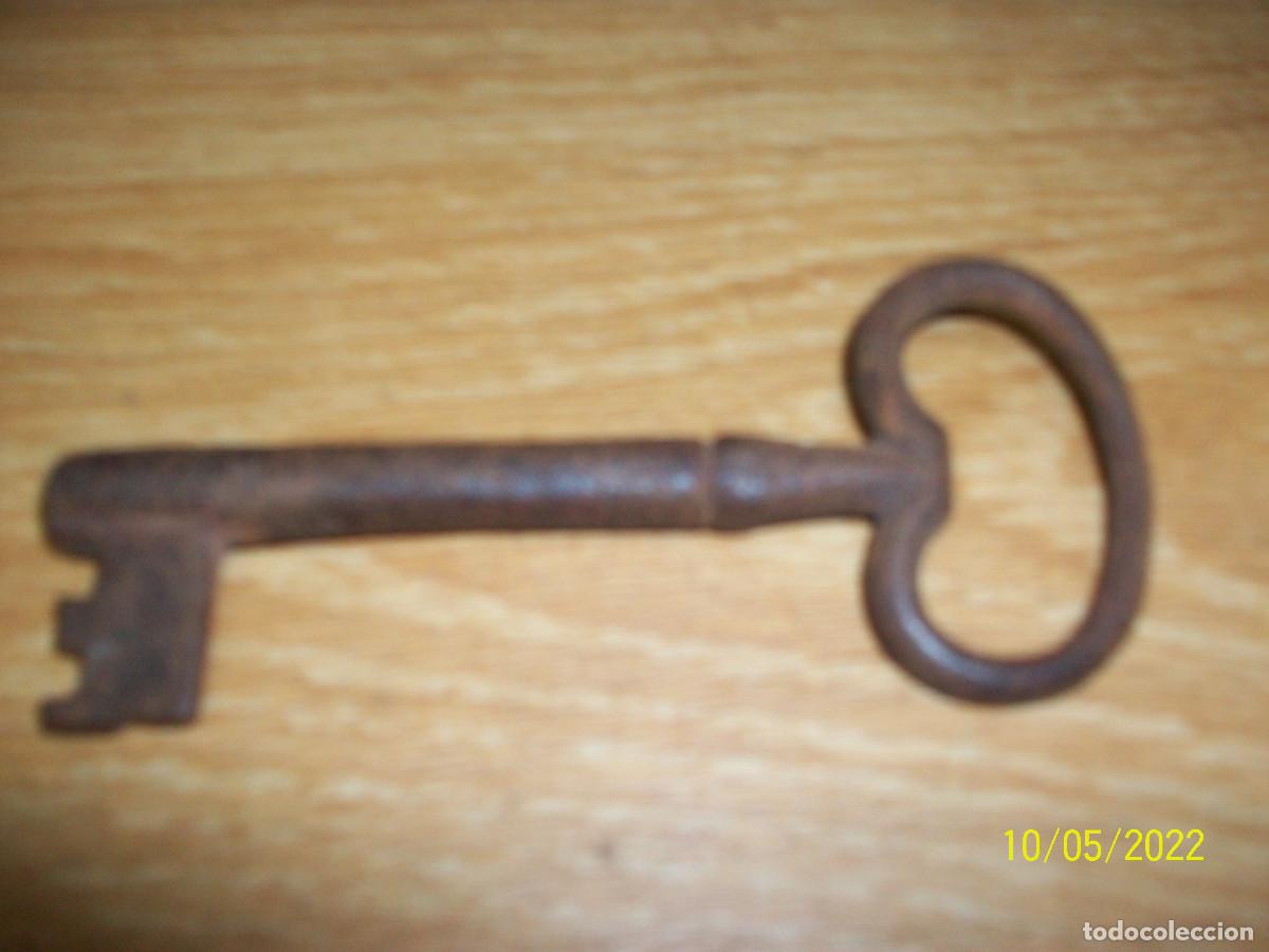Antig&uuml;edades: ANTIGUA LLAVE DE FORJA - Foto 2