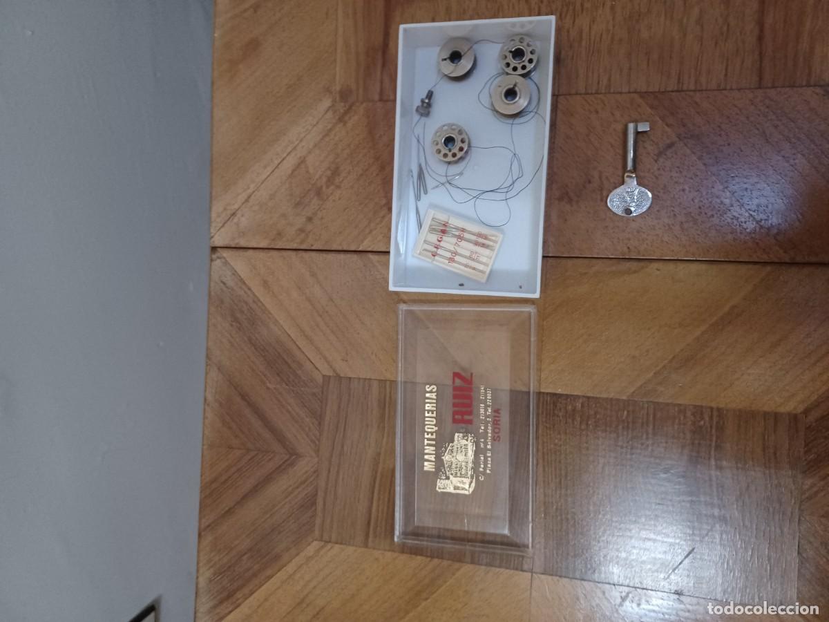 Antig&uuml;edades: M&aacute;quina de coser y bordar Alpha Modelo &rdquo;A&rdquo; - Foto 7