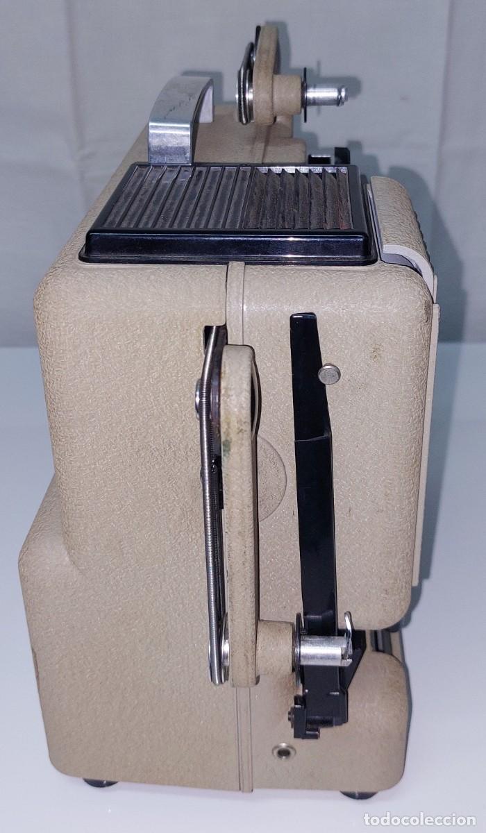 Antig&uuml;edades: Proyector de super 8 Eumig Wien P8 automatic con caja - Foto 4