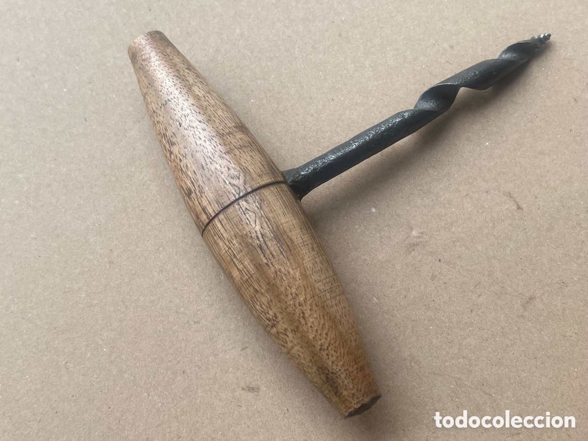 Antig&uuml;edades: Berbiqu&iacute; de carpintero de 9,5 cm de hierro y 13 de mando - Foto 5