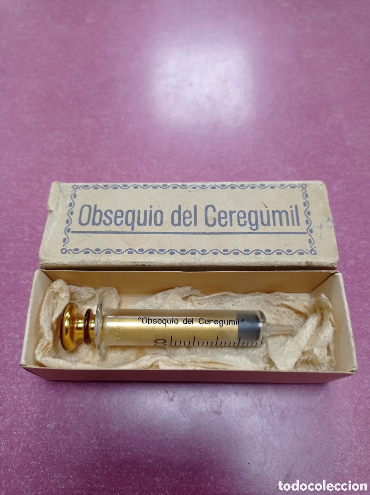 Antig&uuml;edades: Jeringuilla Obsequio del Ceregumil - Foto 1