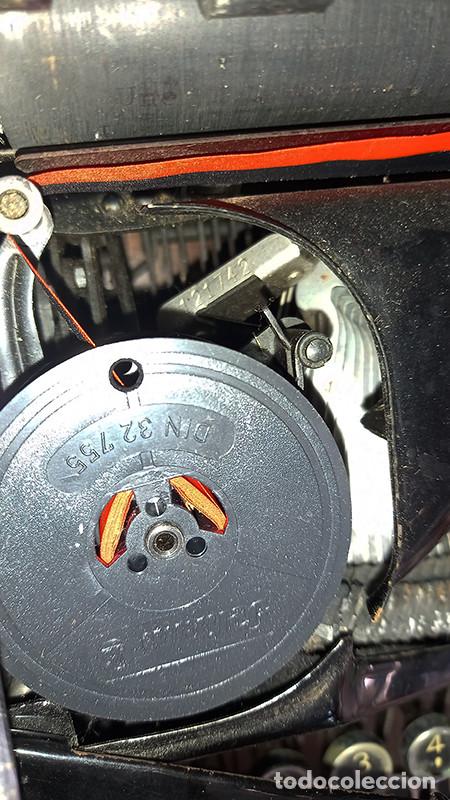 Antig&uuml;edades: M&aacute;quina de escribir Mercedes Selecta - Foto 6