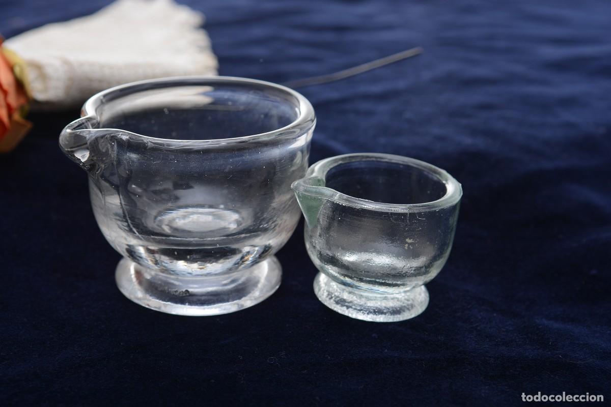 Antig&uuml;edades: Par de peque&ntilde;os morteros almirez vintage de cristal - Foto 6