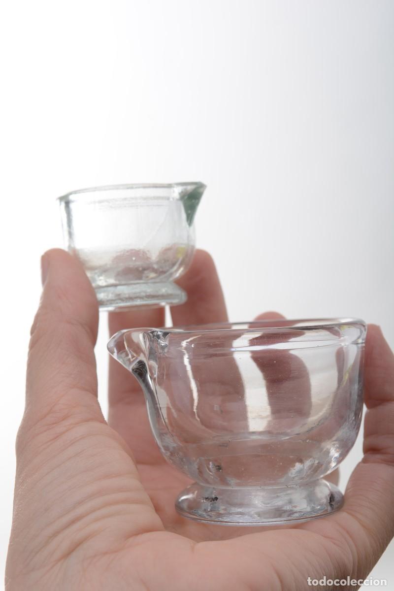 Antig&uuml;edades: Par de peque&ntilde;os morteros almirez vintage de cristal - Foto 14