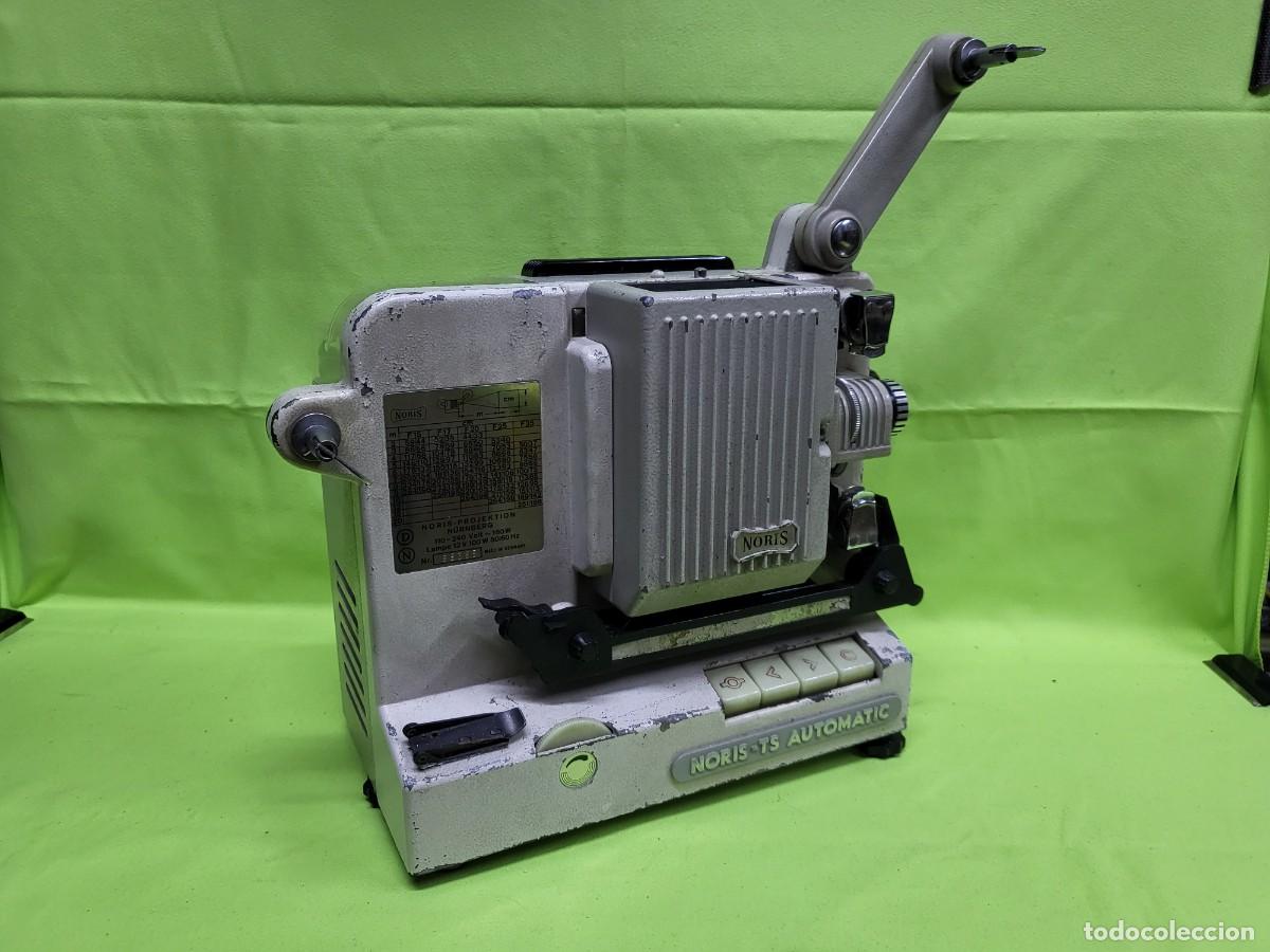 Antig&uuml;edades: PROYECTOR DE PELICULAS 8 MM NORIS TS AUTOMATIC - Foto 1