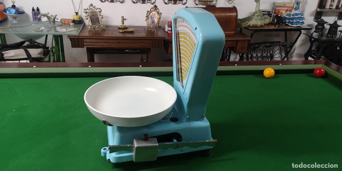 Antig&uuml;edades: B&aacute;scula restaurada - Foto 3