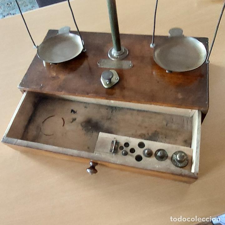 Antig&uuml;edades: BALANZA DE PRECISI&Oacute;N S. XIX, CAJA DE CAOBA. - Foto 9