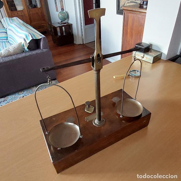 Antig&uuml;edades: BALANZA DE PRECISI&Oacute;N S. XIX, CAJA DE CAOBA. - Foto 11
