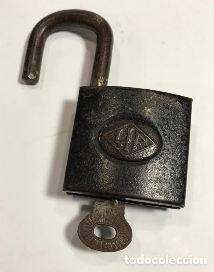 Antig&uuml;edades: Candado antiguo con llave. Marca LIF. - Foto 4