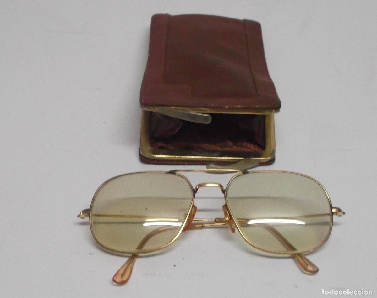 Antig&uuml;edades: Gafas graduadas con su funda - Foto 2