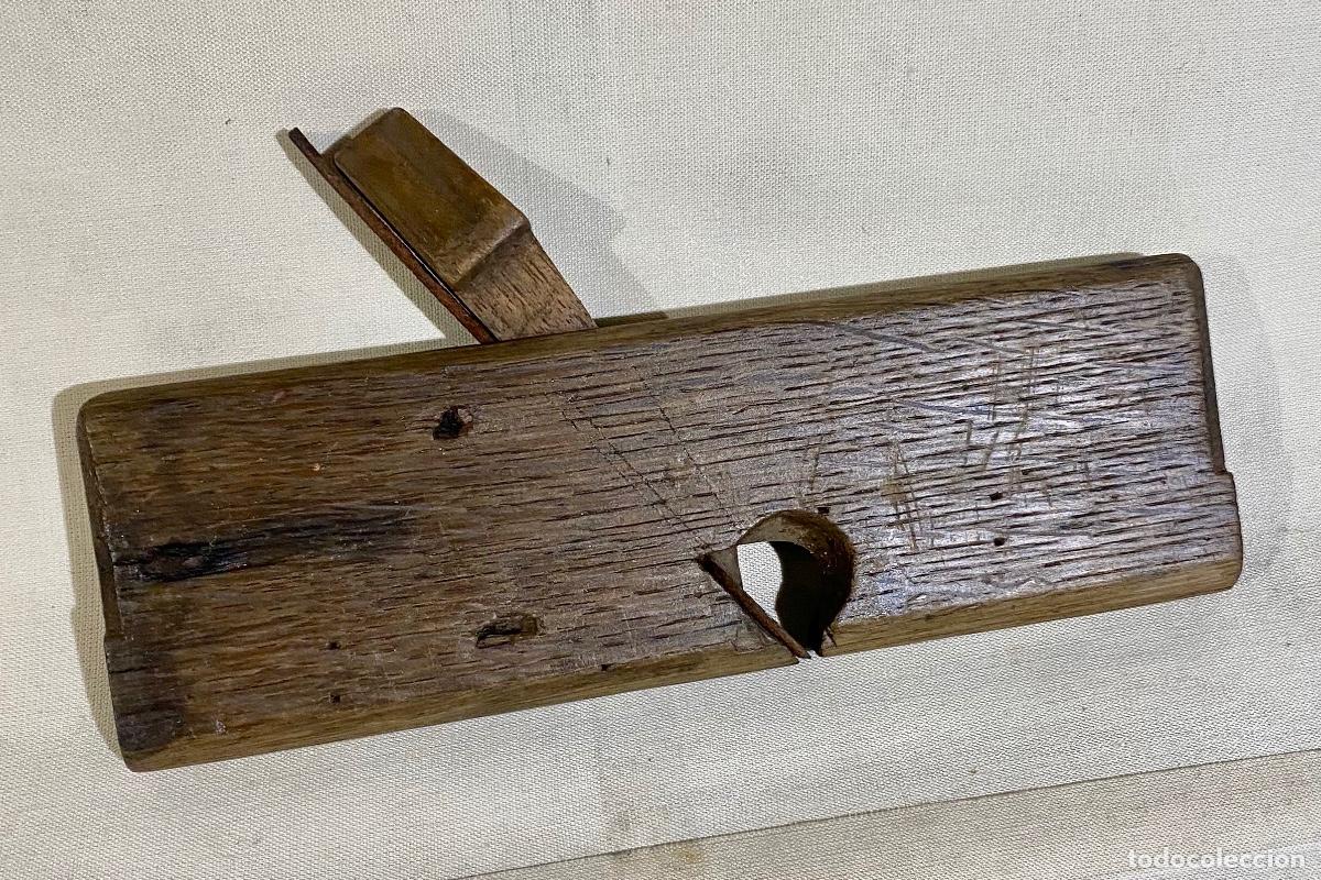 Antig&uuml;edades: Cepillo de carpintero 21,5 cm de largo - Foto 2