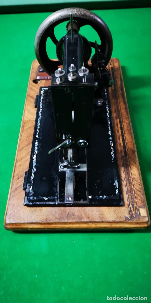 Antig&uuml;edades: M&aacute;quina coser Singer REF.MCSP 9559 - Foto 3
