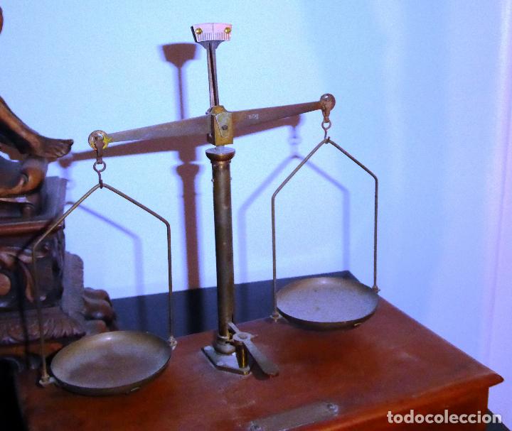 Antig&uuml;edades: ANTIGUA BALANZA DE PRECISION - LABORATORIO - Foto 4