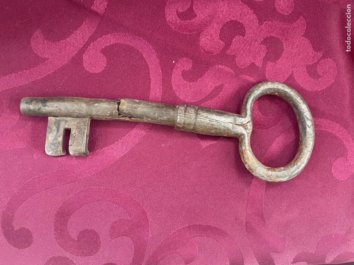 Antig&uuml;edades: LLave antigua - Foto 2