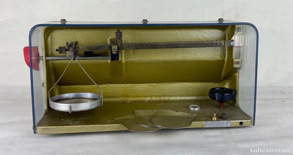 Antig&uuml;edades: Balanza de precision - Foto 2