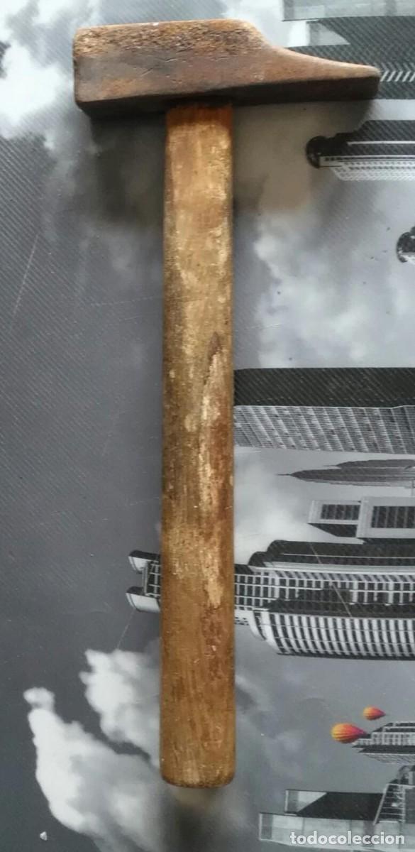 Antig&uuml;edades: Antiguo martillo hierro con mango madera - Foto 1