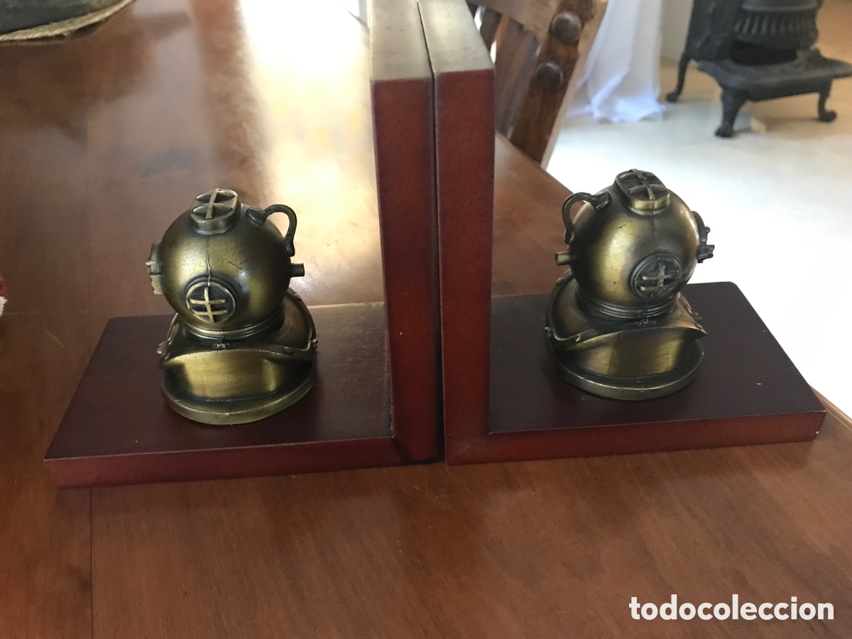 Antig&uuml;edades: Sujeta libros bronce escafandras - Foto 2