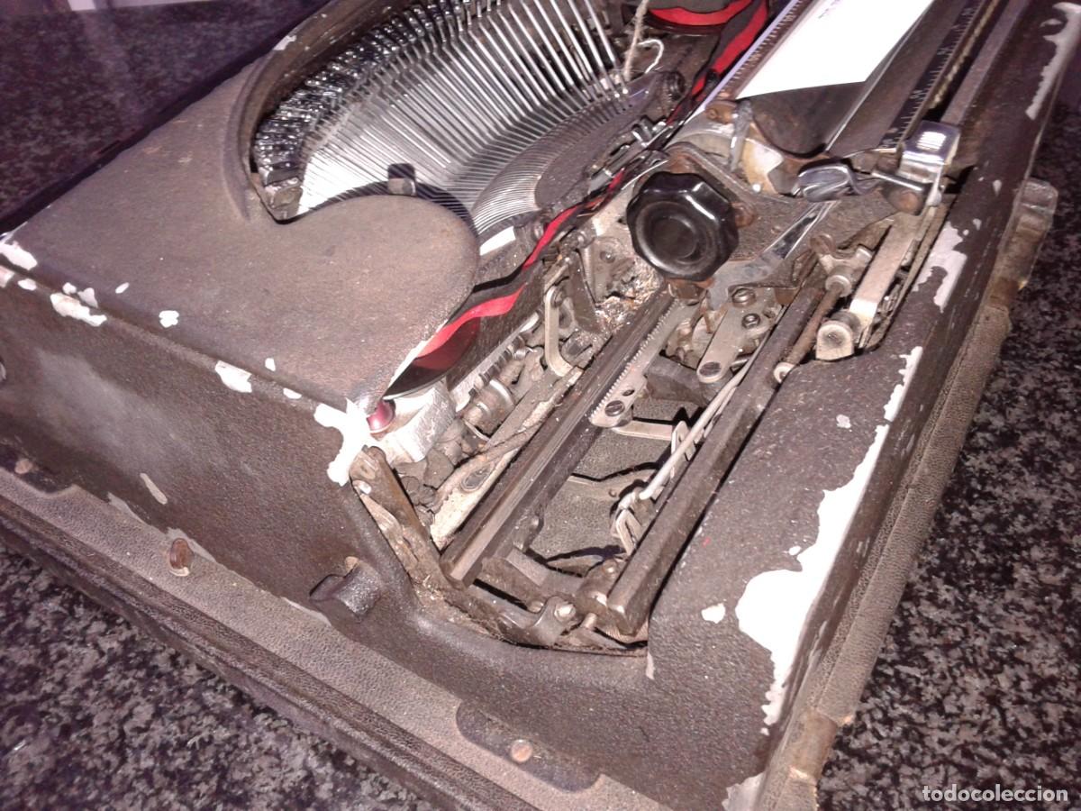 Antig&uuml;edades: M&aacute;quina de escribir Hispano Olivetti Studio 46 - Foto 9