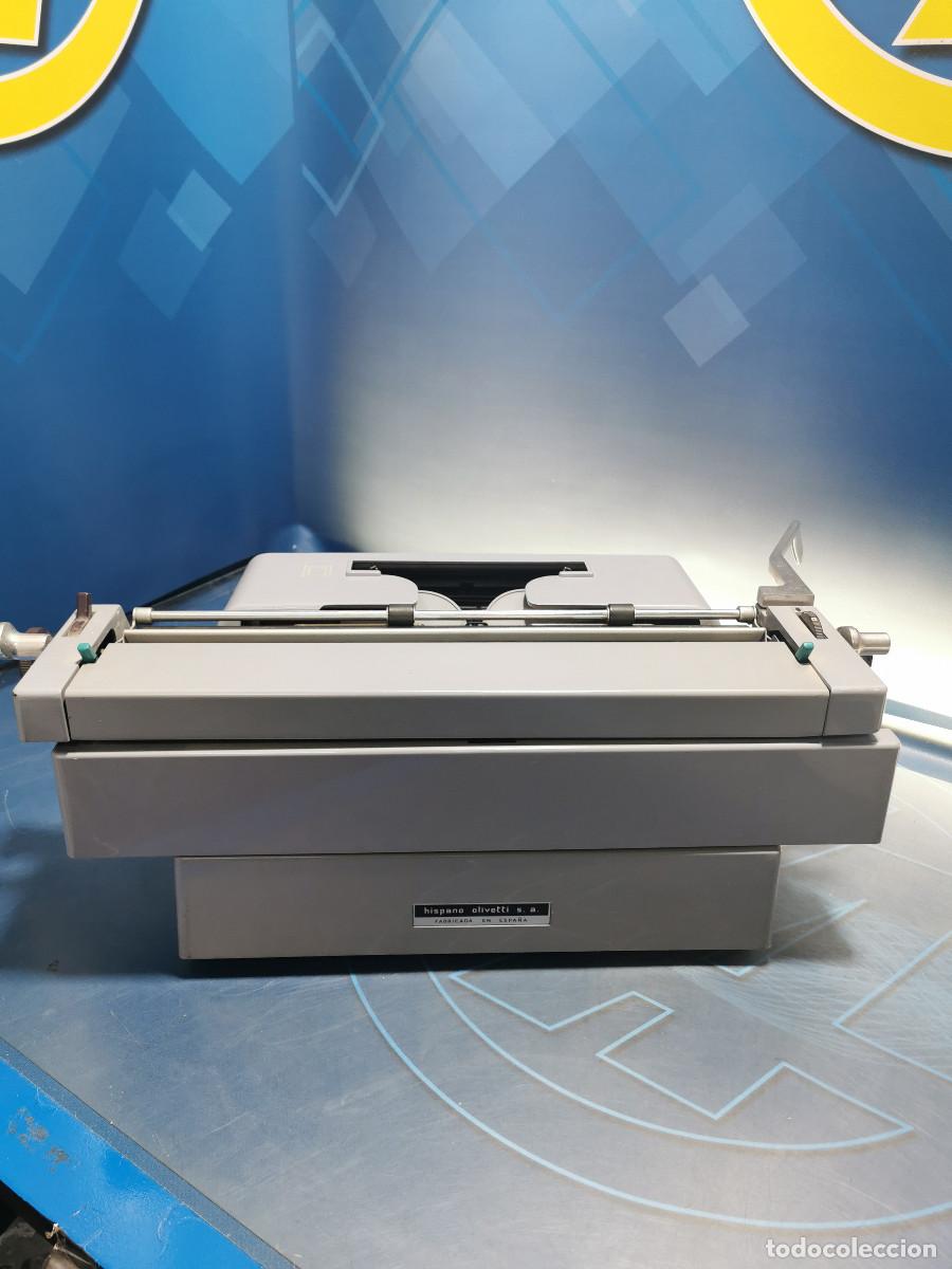 Antig&uuml;edades: M&aacute;quina de escribir Hispano Olivetti Linea 88 - Foto 8
