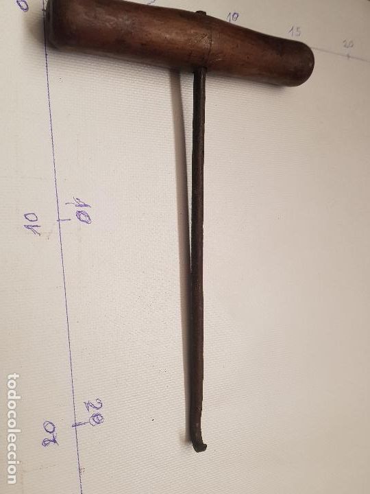 Antig&uuml;edades: BARRENA GANCHO - Foto 1