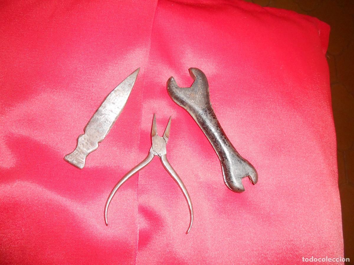 Antig&uuml;edades: ALICATES-PINZAS y LLAVE FIJA - Foto 3