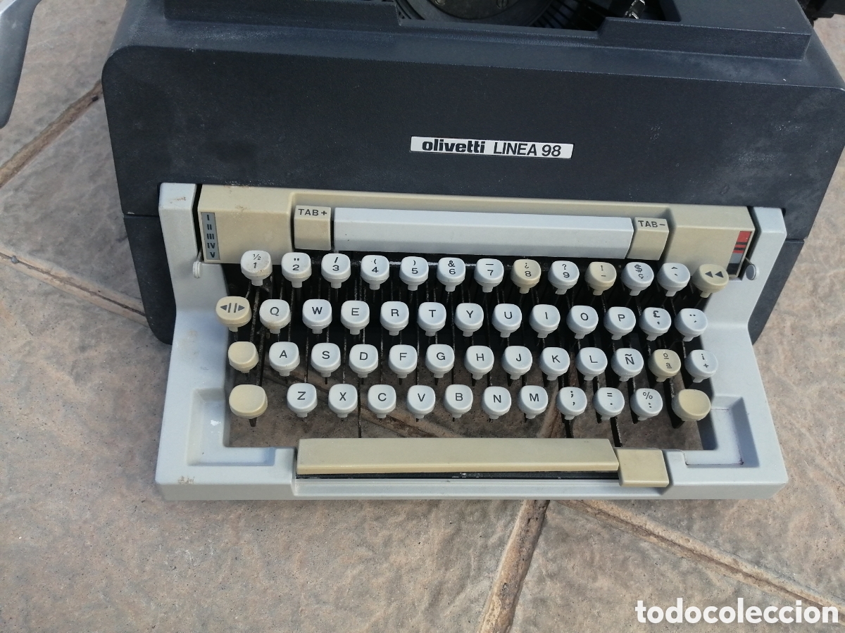 Antig&uuml;edades: M&aacute;quina de escribir Olivetti L&iacute;nea 98 - Foto 4
