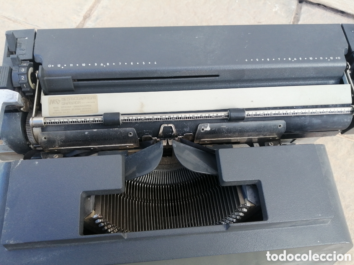 Antig&uuml;edades: M&aacute;quina de escribir Olivetti L&iacute;nea 98 - Foto 5
