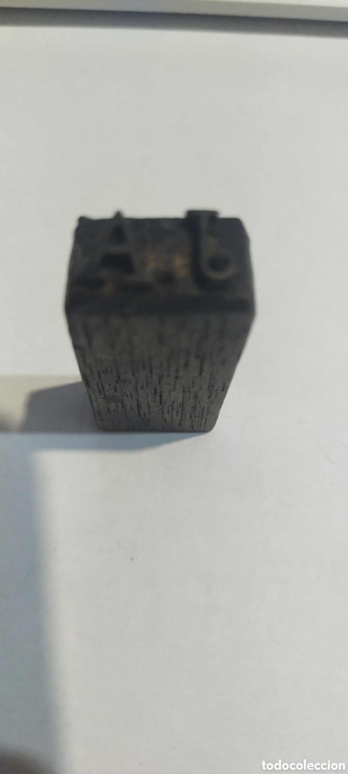 Antig&uuml;edades: Letra de imprenta madera - Foto 1
