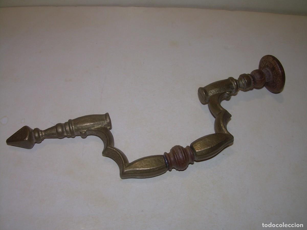 Antig&uuml;edades: UTIL DE BRONCE...POSIBLEMENTE PARA TREPANACIONES. - Foto 2