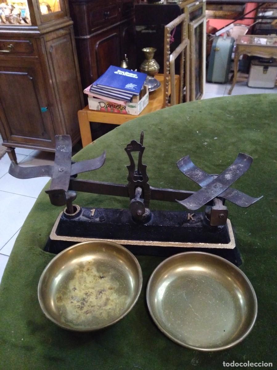 Antig&uuml;edades: Bascula, peso de farmacia. REF-9146 - Foto 2