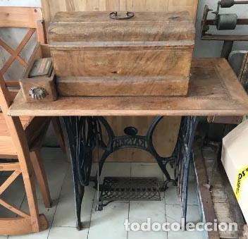 Antig&uuml;edades: M&aacute;quina de coser KAYSER - Foto 4