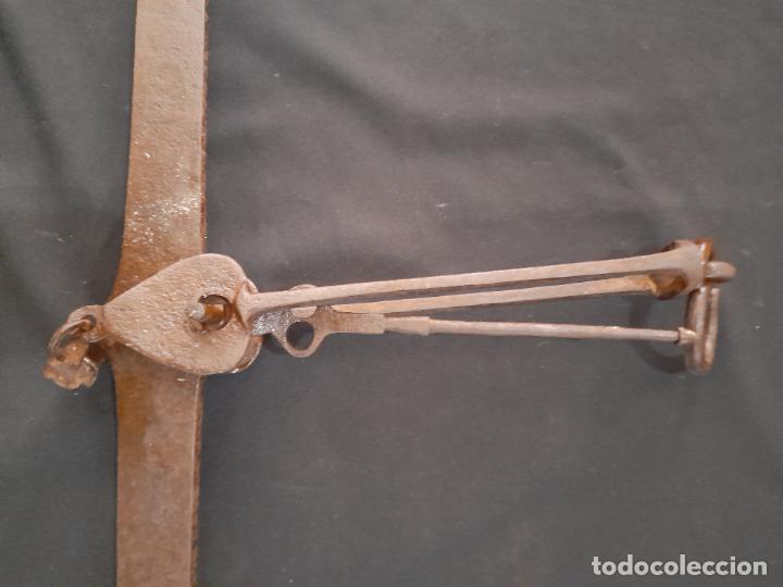 Antig&uuml;edades: Balanza - Foto 4