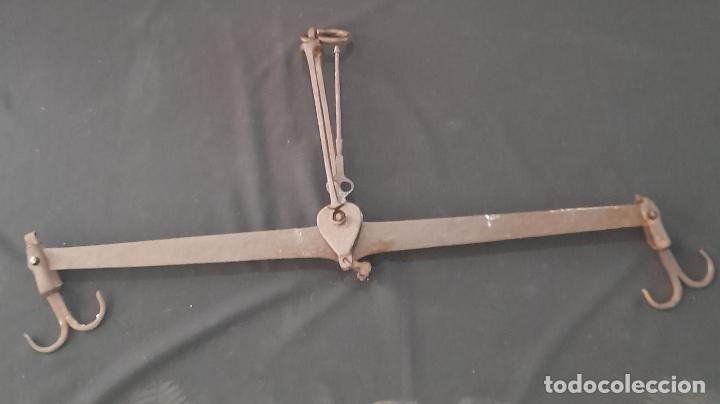 Antig&uuml;edades: Balanza - Foto 1