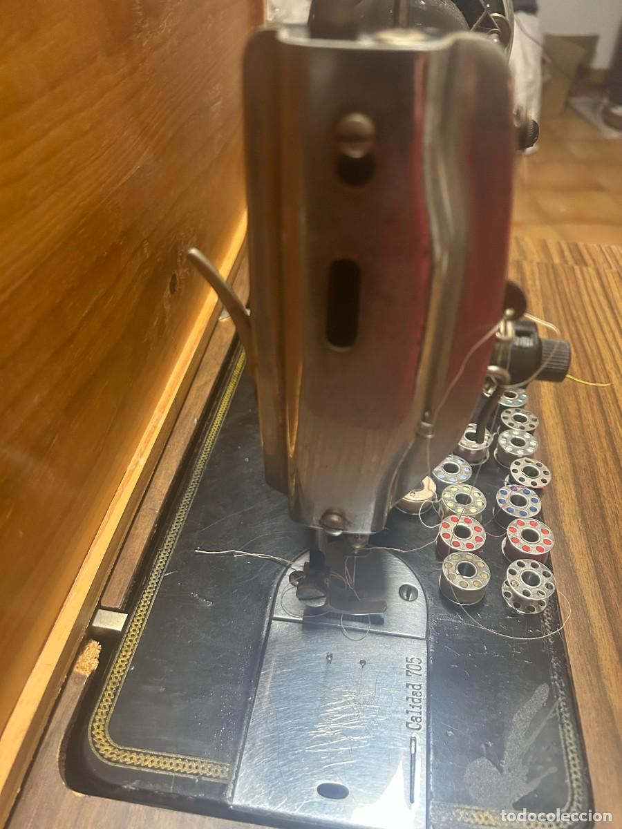Antig&uuml;edades: maquina de coser - Foto 3