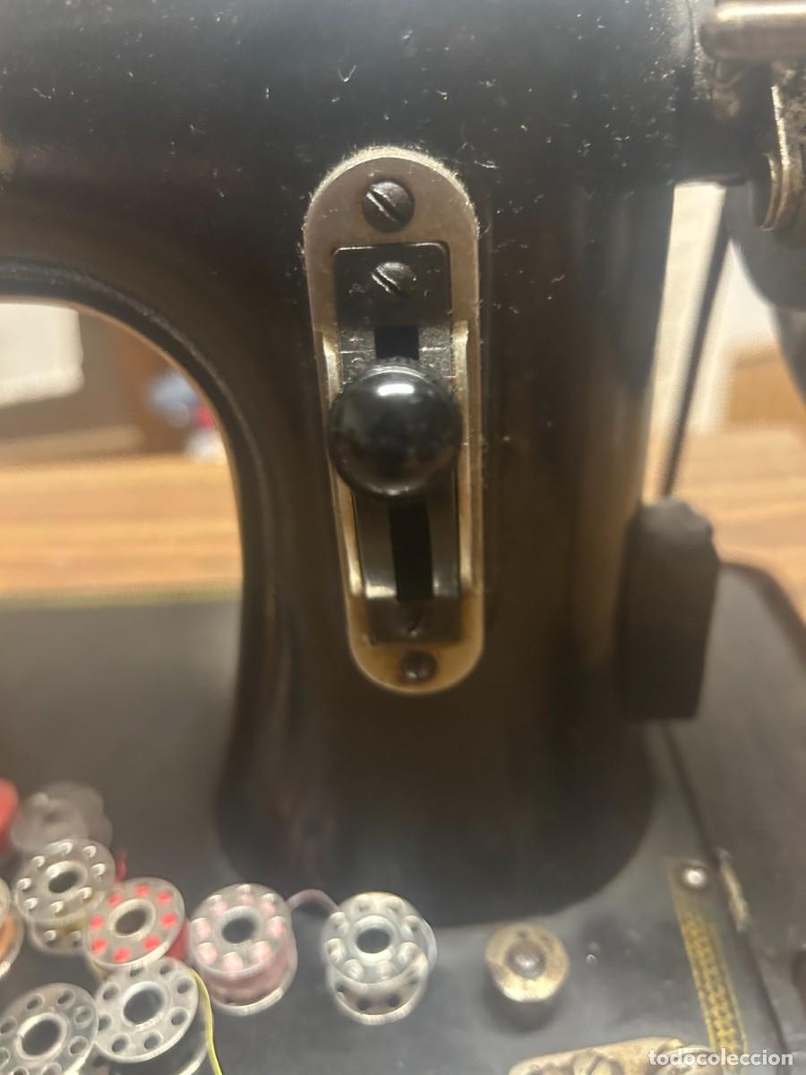 Antig&uuml;edades: maquina de coser - Foto 6