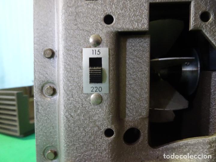 Antig&uuml;edades: PROYECTOR BELL & HOWELL MOD. AUTOLOAD 260EXL a&ntilde;os 50 - Foto 2