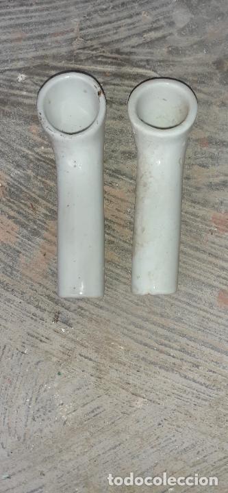 Antig&uuml;edades: PASACABLES DE PORCELANA ANTIGUOS - Foto 1