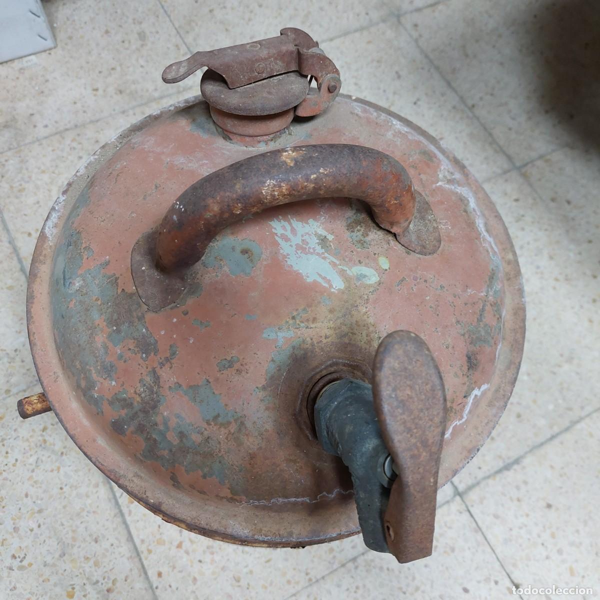 Antig&uuml;edades: Antiguo extintor fabricado en Chicago USA - Foto 2