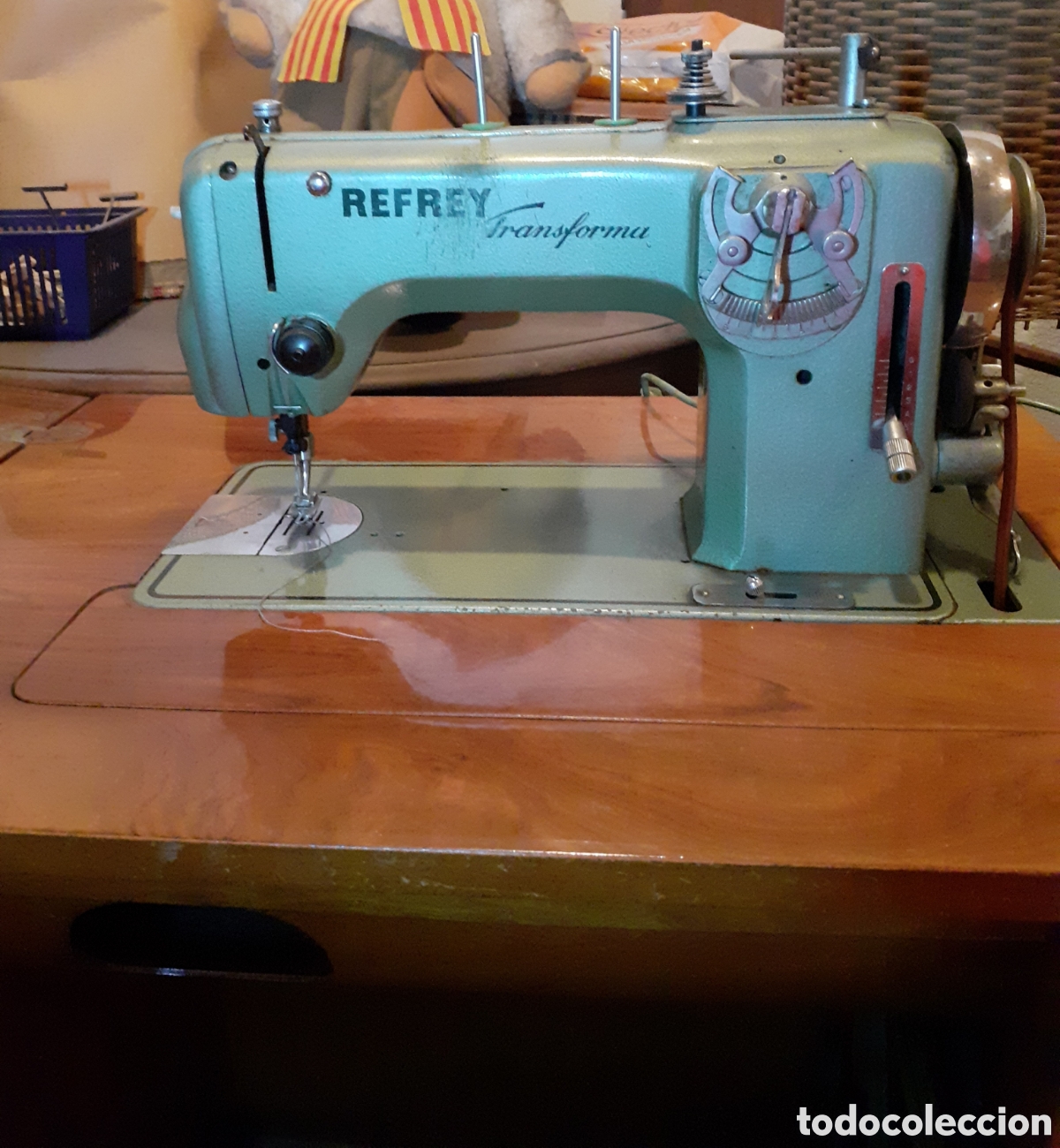 Antig&uuml;edades: Refrey Transforma, m&aacute;quina de coser - Foto 5