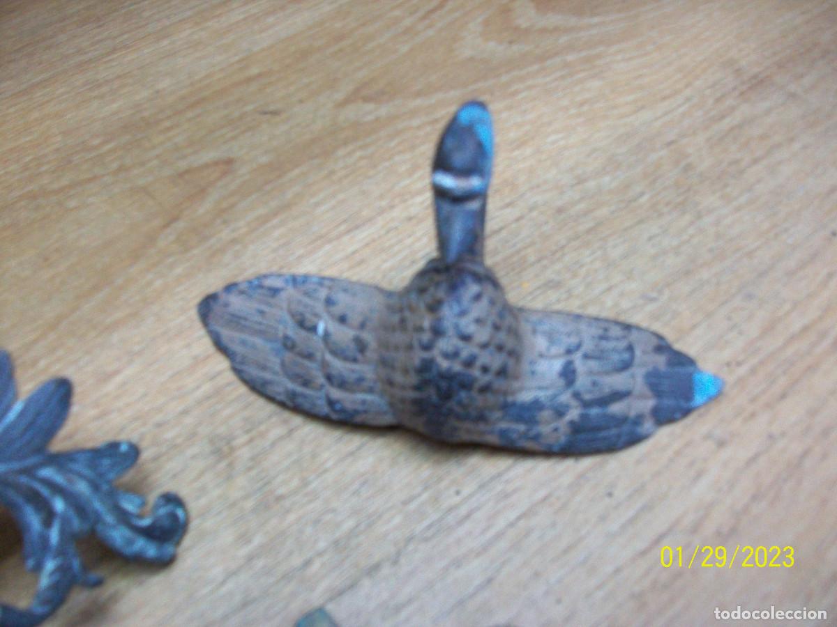 Antig&uuml;edades: LOTE DE ANTIGUOS TIRADORES DE BRONCE - Foto 3
