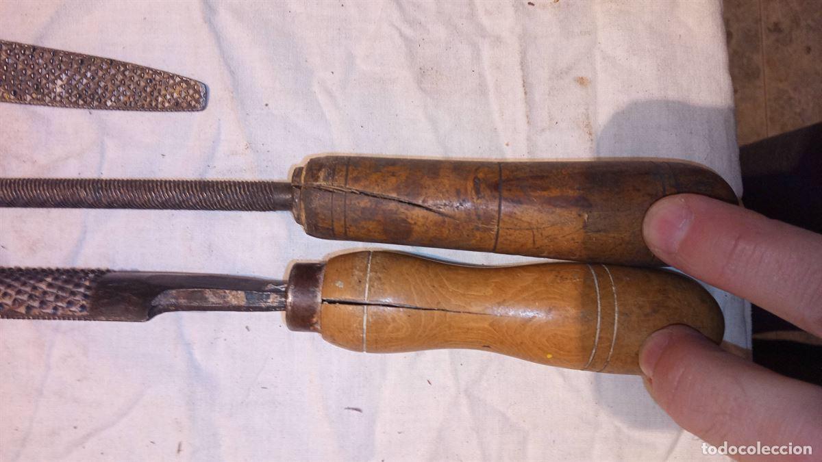 Antig&uuml;edades: Lote de limas antiguas de madera y metal - Foto 4