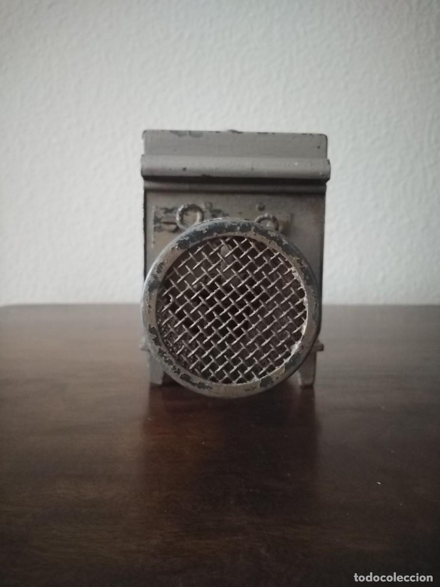 Antig&uuml;edades: Antiguo sism&oacute;grafo. Ver. - Foto 7