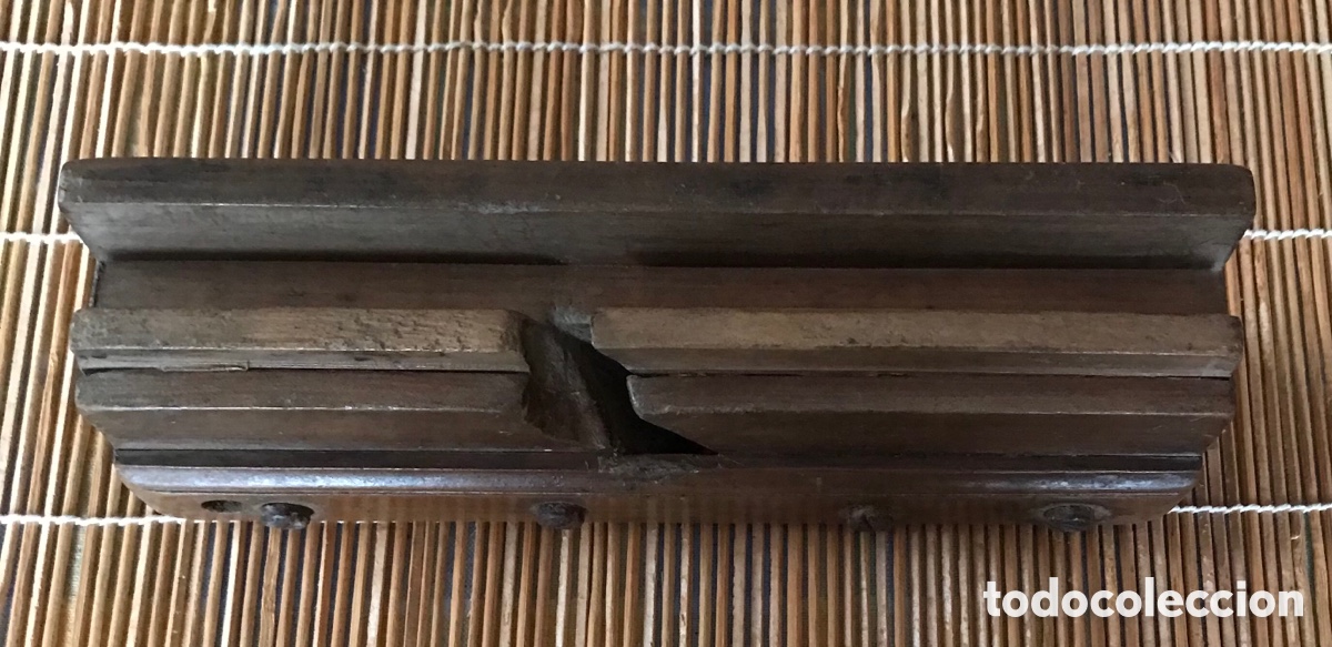 Antig&uuml;edades: Cepillo antiguo de madera. H.D. - Foto 2