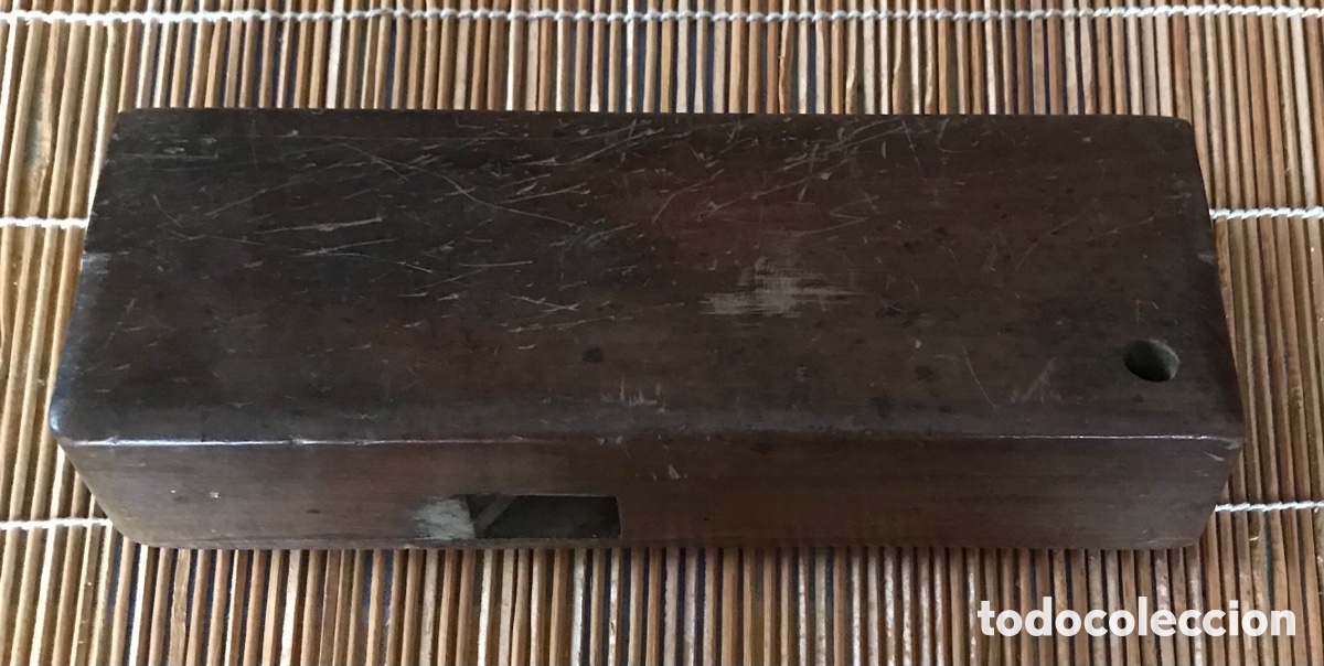Antig&uuml;edades: Cepillo antiguo de madera. H.D. - Foto 3
