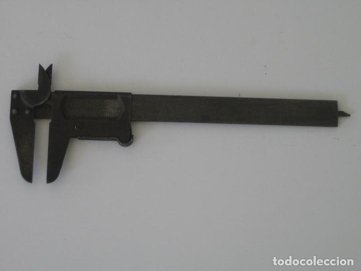 Antig&uuml;edades: MUY ANTIGUO PIE DE REY ESPA&Ntilde;OL MARCA EXACTUS - Foto 1