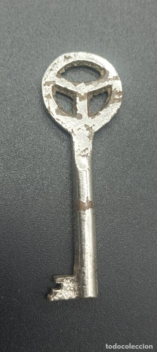 Antig&uuml;edades: LLAVE DE FORJA 6 CTMS - Foto 1